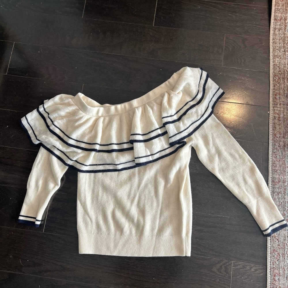 Frame off-the-shoulder knit sweater